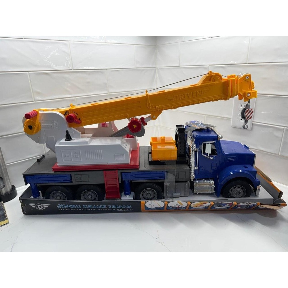 DRIVEN Jumbo Crane Truck Toy